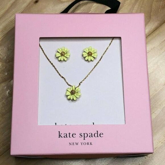Kate Spade Flower Earrings & Pendant Necklace - Picture 1 of 6